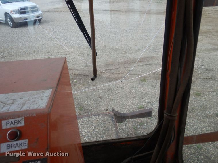 image for item DQ7328 1999 Broce RJ350  broom