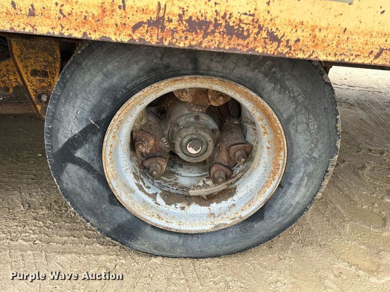 image for item DR4577 1991 Rogers Brothers TAG242215  equipment trailer