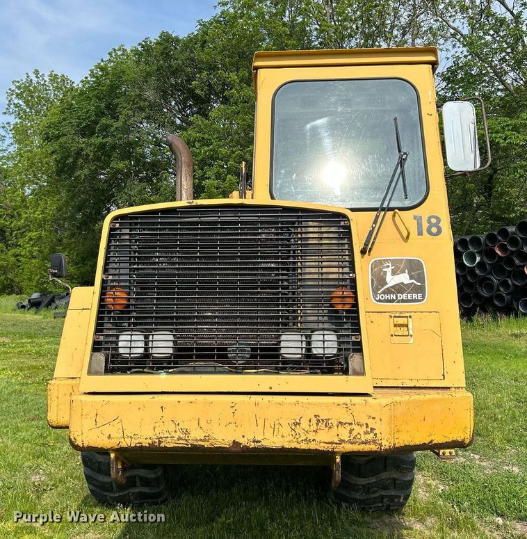 image for item DR4627 1995 John Deere 762B  elevating scraper