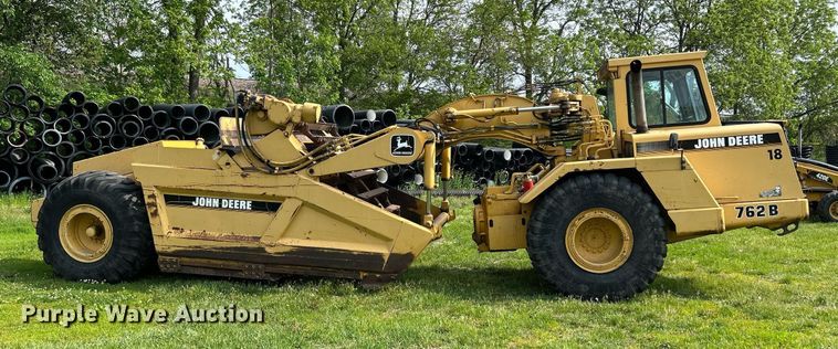 image for item DR4627 1995 John Deere 762B  elevating scraper