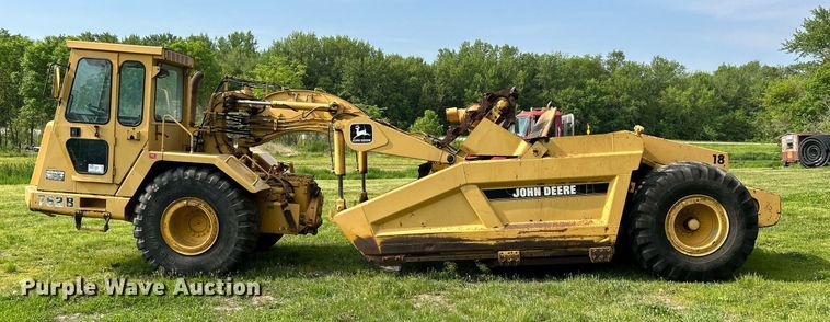 image for item DR4627 1995 John Deere 762B  elevating scraper