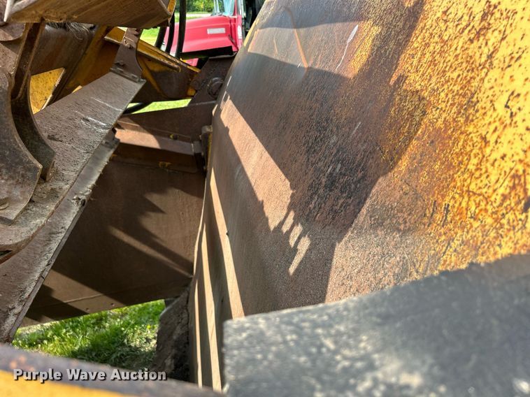 image for item DR4627 1995 John Deere 762B  elevating scraper