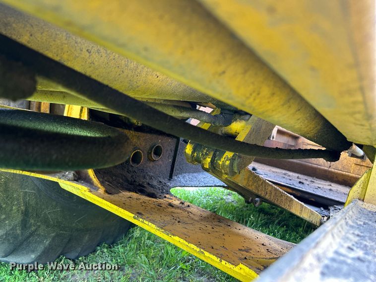 image for item DR4627 1995 John Deere 762B  elevating scraper