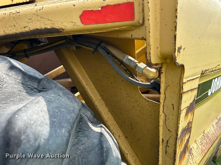 image for item DR4627 1995 John Deere 762B  elevating scraper