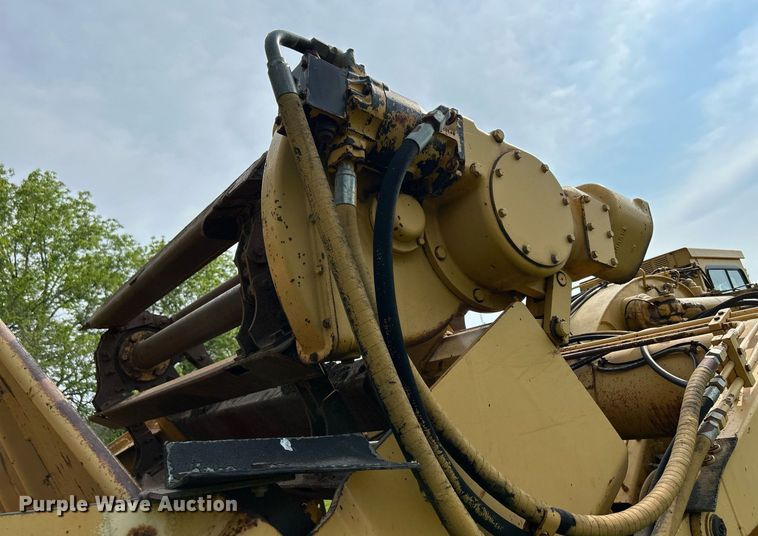 image for item DR4627 1995 John Deere 762B  elevating scraper