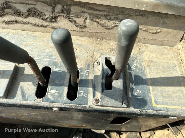 image for item DR4627 1995 John Deere 762B  elevating scraper