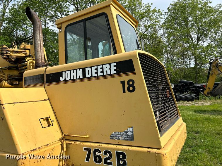 image for item DR4627 1995 John Deere 762B  elevating scraper