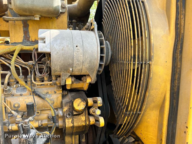 image for item DR4627 1995 John Deere 762B  elevating scraper