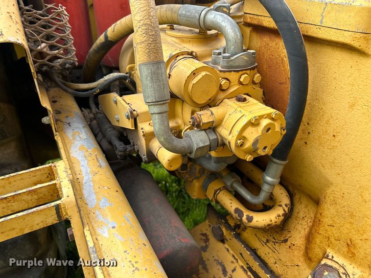 image for item DR4627 1995 John Deere 762B  elevating scraper