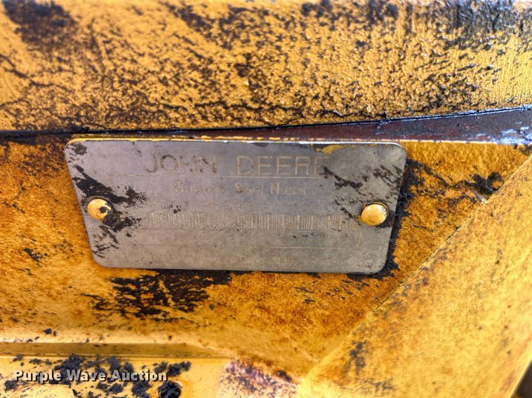 image for item DR4627 1995 John Deere 762B  elevating scraper