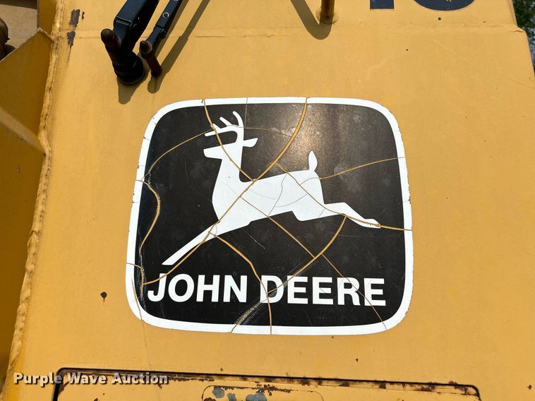 image for item DR4627 1995 John Deere 762B  elevating scraper