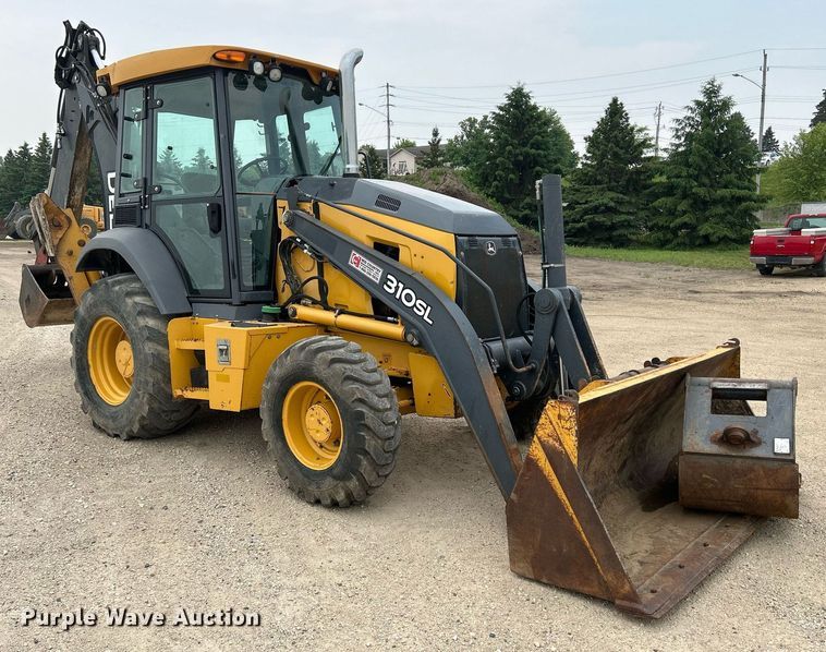 image for item DR4681 2015 John Deere 310SL  backhoe