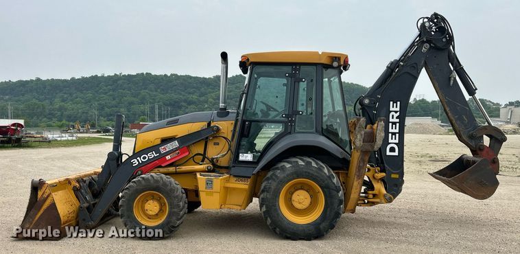 image for item DR4681 2015 John Deere 310SL  backhoe