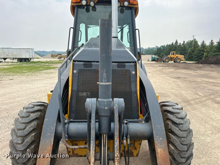 image for item DR4681 2015 John Deere 310SL  backhoe