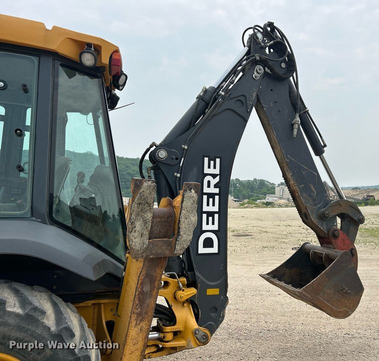 image for item DR4681 2015 John Deere 310SL  backhoe