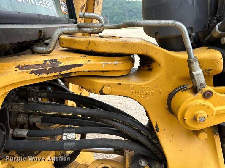 image for item DR4681 2015 John Deere 310SL  backhoe
