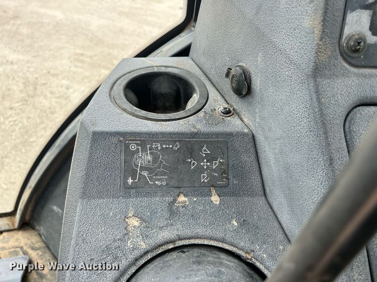 image for item DR4681 2015 John Deere 310SL  backhoe