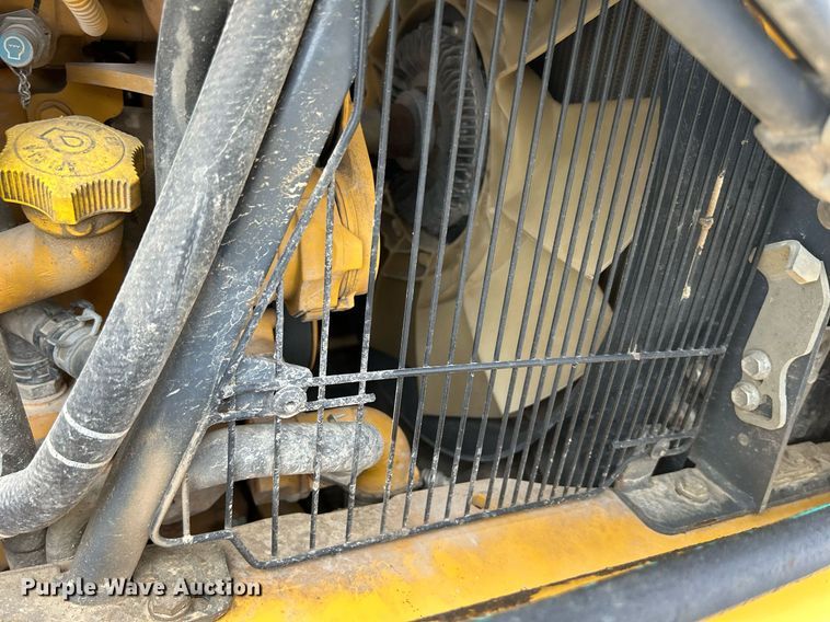 image for item DR4681 2015 John Deere 310SL  backhoe