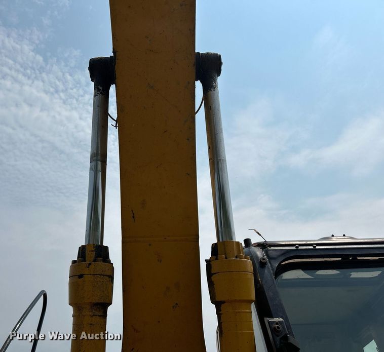 image for item DR4682 2001 Caterpillar 315C  excavator