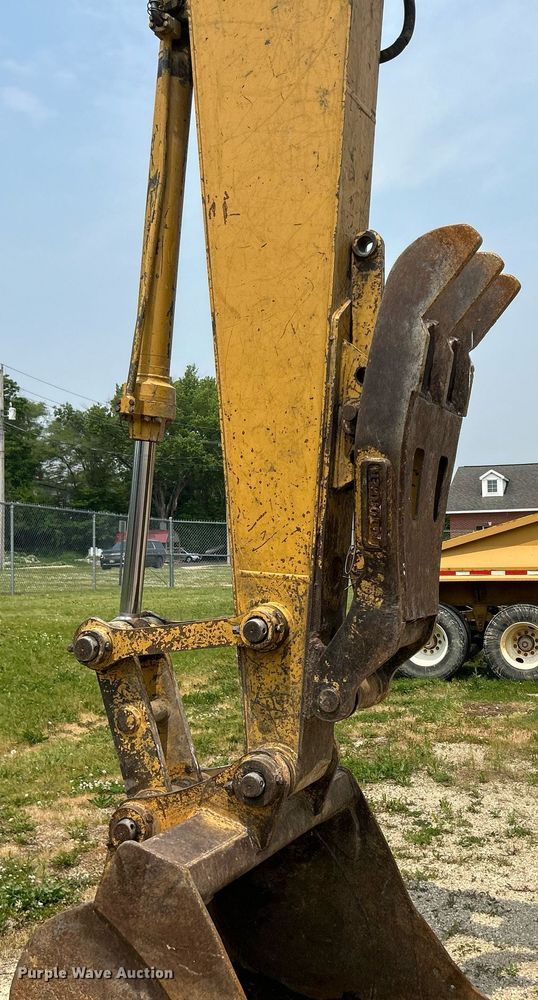 image for item DR4682 2001 Caterpillar 315C  excavator
