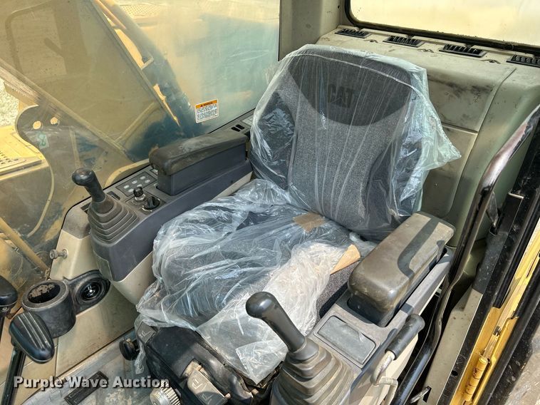 image for item DR4682 2001 Caterpillar 315C  excavator