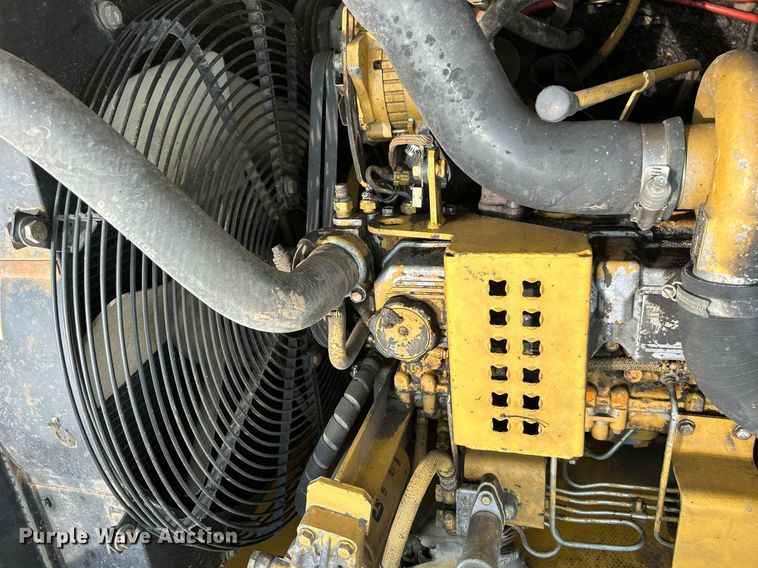 image for item DR4682 2001 Caterpillar 315C  excavator