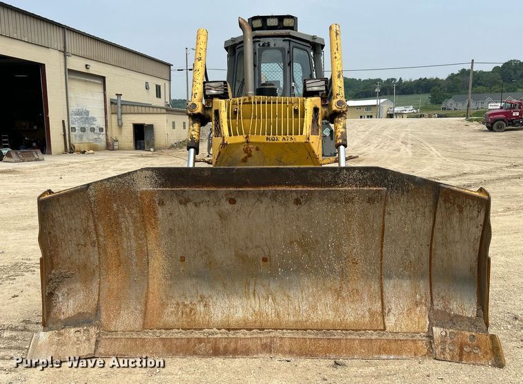 image for item DR4686 1999 Komatsu D65EX-12  dozer