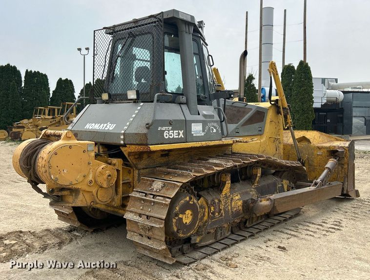 image for item DR4686 1999 Komatsu D65EX-12  dozer