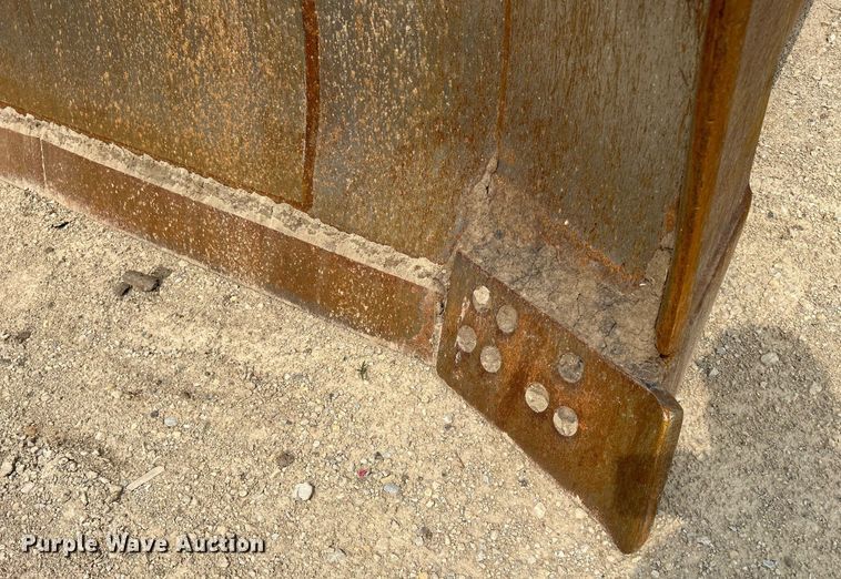 image for item DR4686 1999 Komatsu D65EX-12  dozer