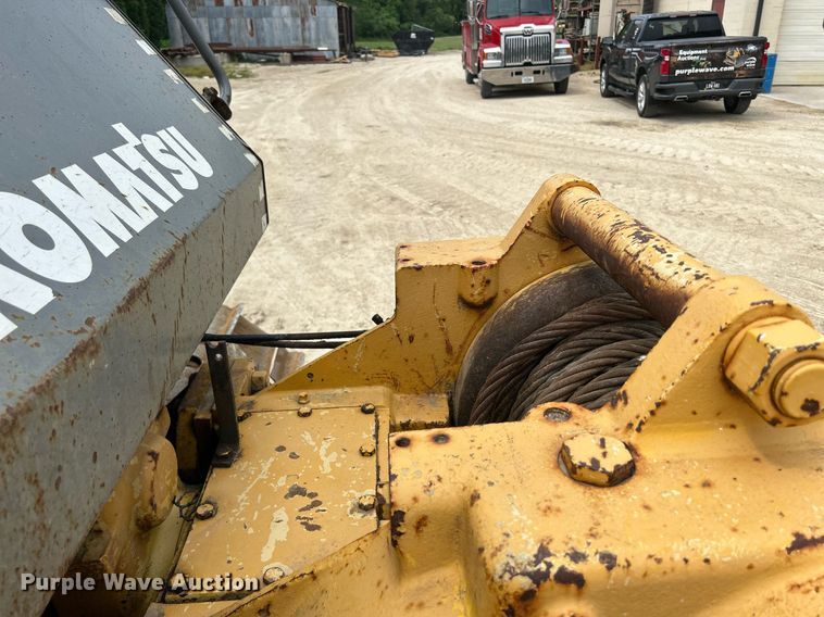 image for item DR4686 1999 Komatsu D65EX-12  dozer