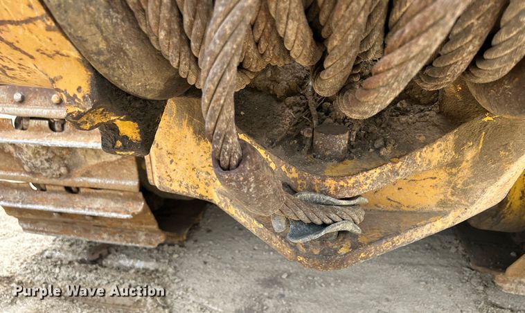 image for item DR4686 1999 Komatsu D65EX-12  dozer