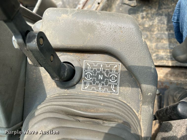 image for item DR4686 1999 Komatsu D65EX-12  dozer