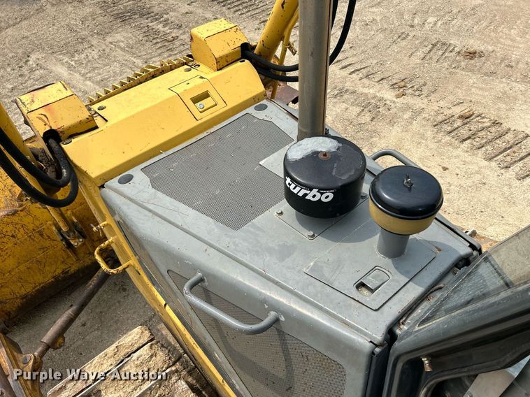 image for item DR4686 1999 Komatsu D65EX-12  dozer