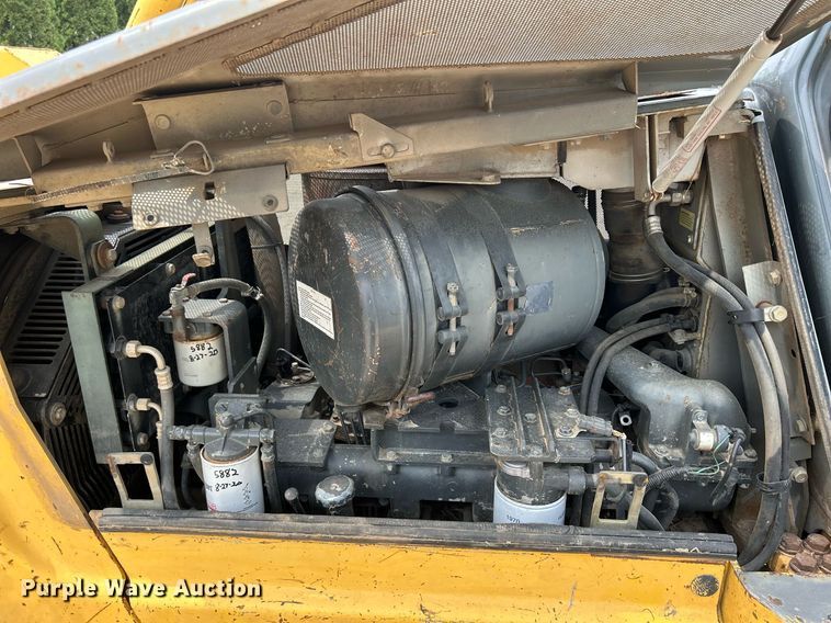 image for item DR4686 1999 Komatsu D65EX-12  dozer