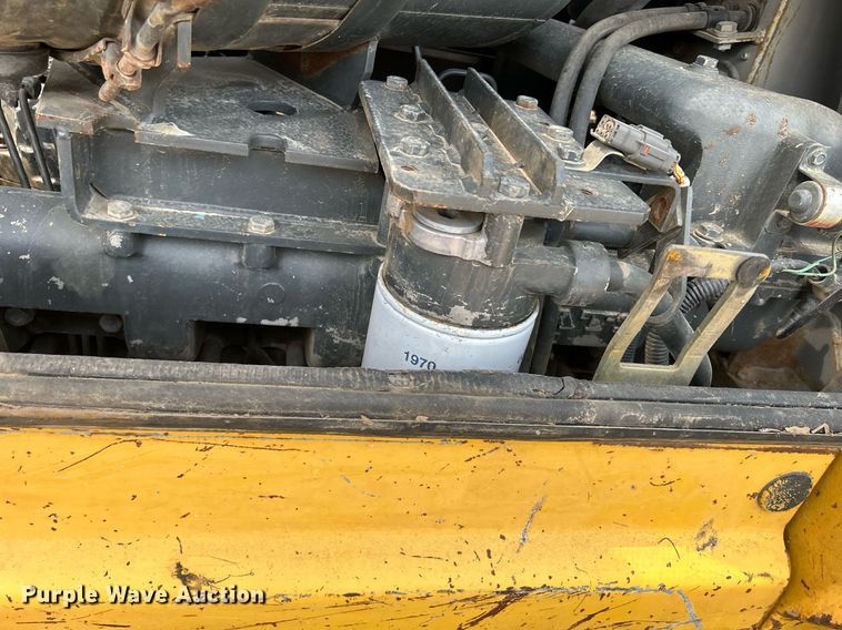 image for item DR4686 1999 Komatsu D65EX-12  dozer