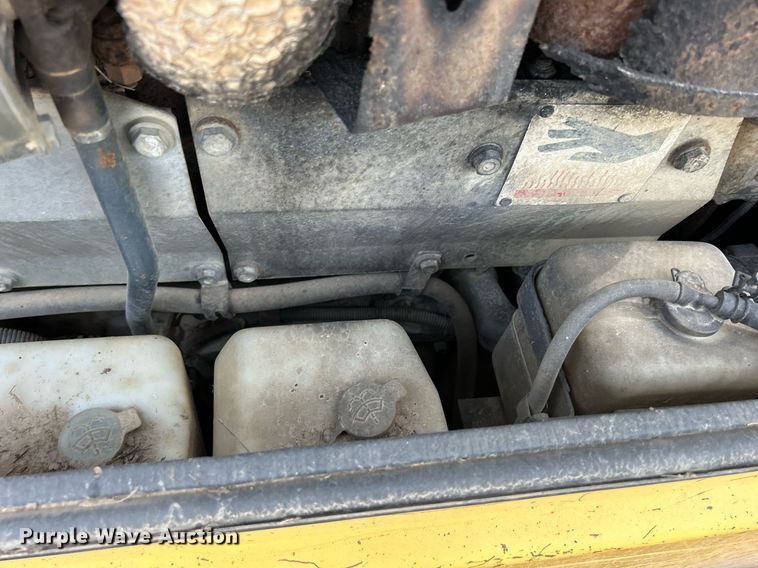 image for item DR4686 1999 Komatsu D65EX-12  dozer