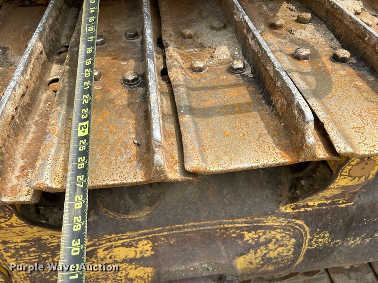 image for item DR4686 1999 Komatsu D65EX-12  dozer