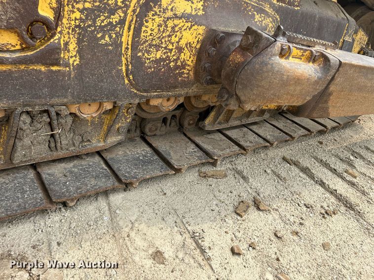 image for item DR4686 1999 Komatsu D65EX-12  dozer