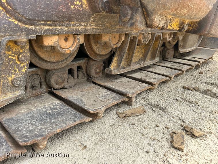 image for item DR4686 1999 Komatsu D65EX-12  dozer