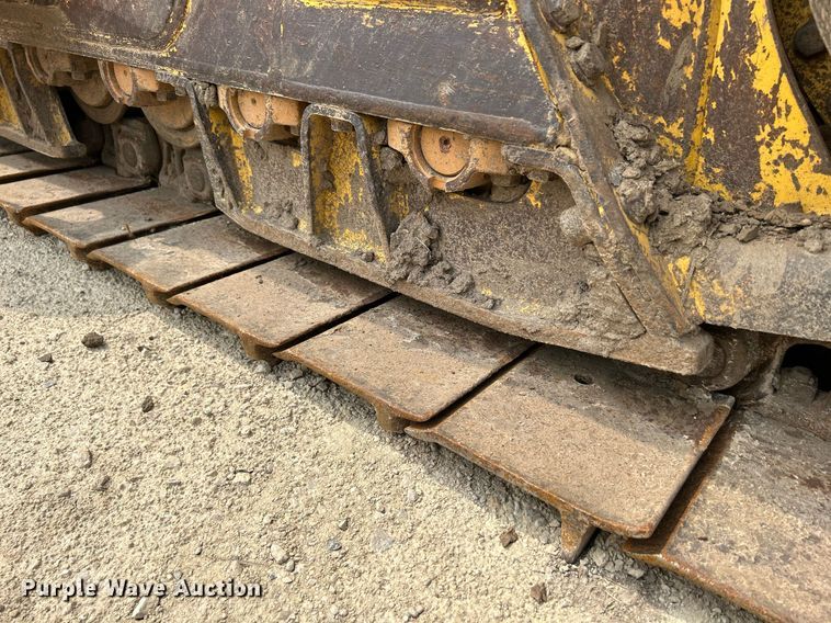 image for item DR4686 1999 Komatsu D65EX-12  dozer