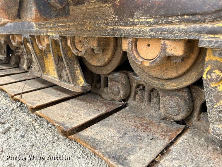 image for item DR4686 1999 Komatsu D65EX-12  dozer