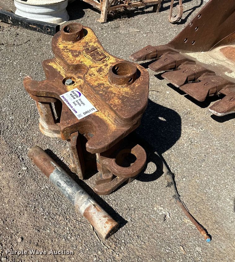 image for item DR5179 JRB JD230  quick coupler