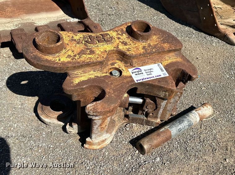 image for item DR5179 JRB JD230  quick coupler