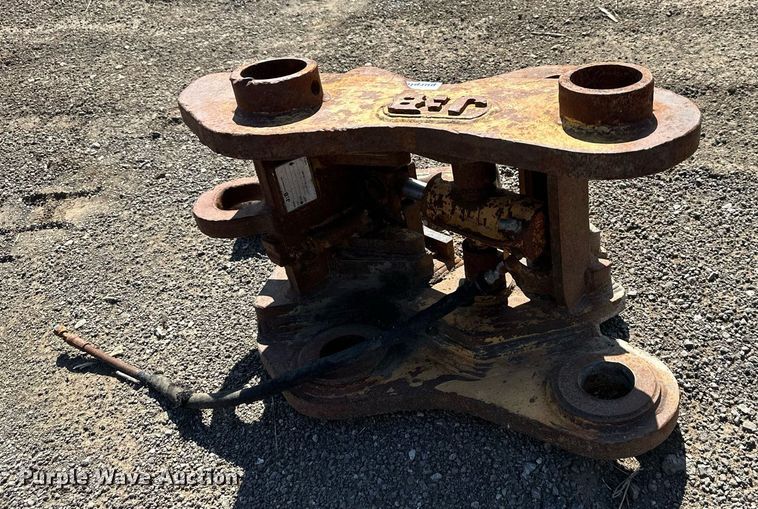 image for item DR5179 JRB JD230  quick coupler