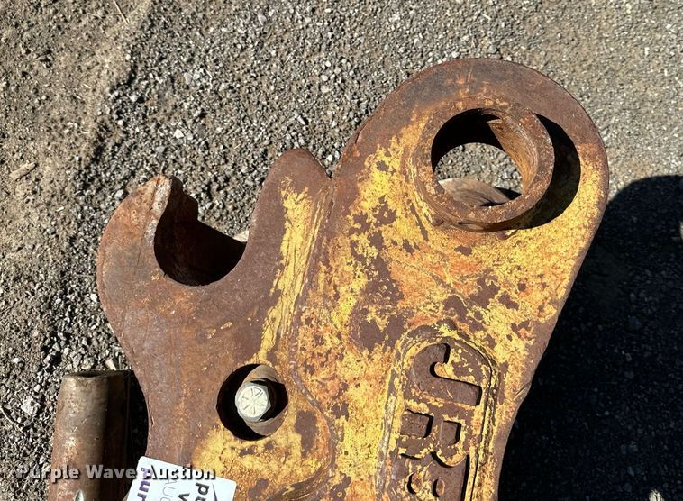 image for item DR5179 JRB JD230  quick coupler