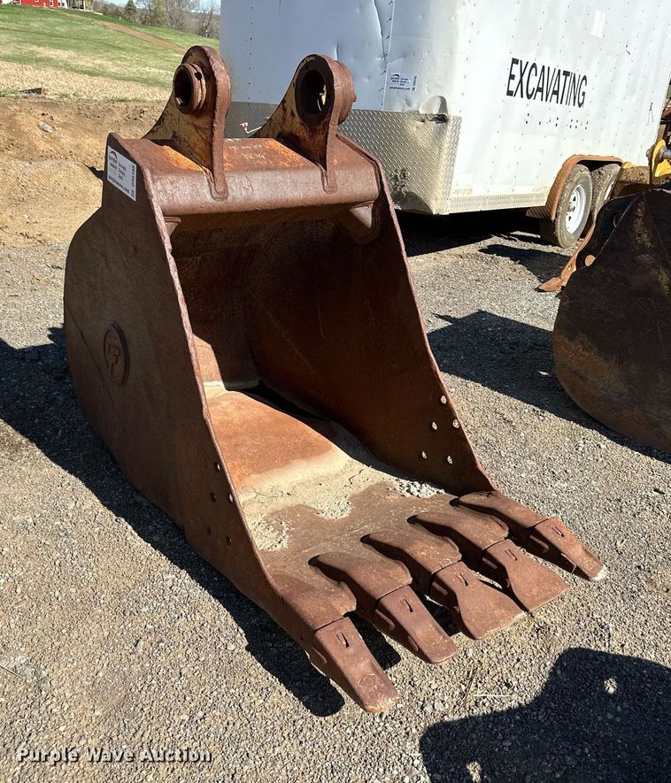 image for item DR5180 Caterpillar  excavator bucket