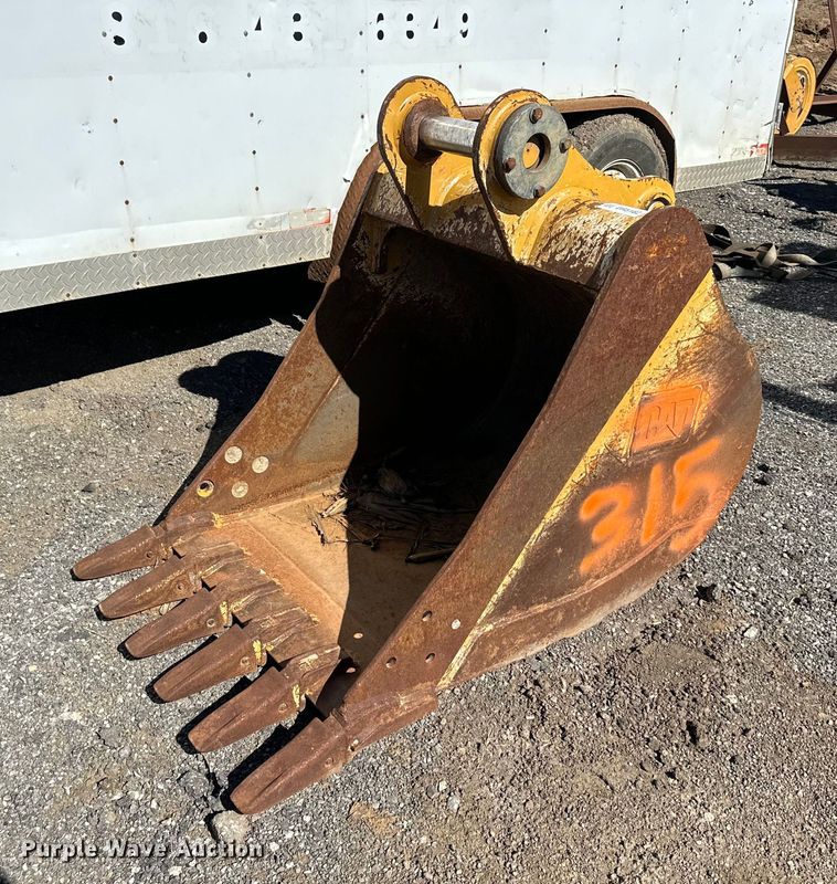 image for item DR5182 Caterpillar  excavator bucket