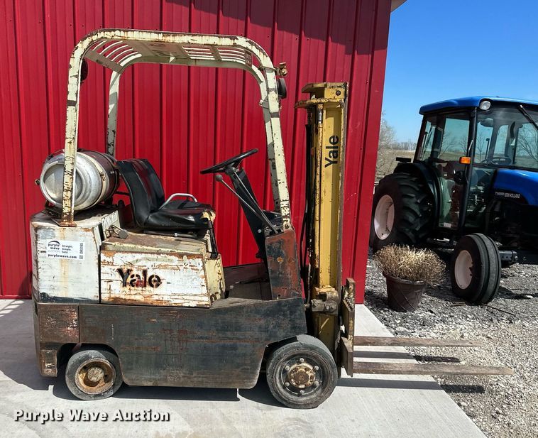 image for item DR5185 Yale GLC030UAD071  forklift