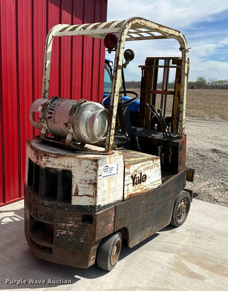 image for item DR5185 Yale GLC030UAD071  forklift
