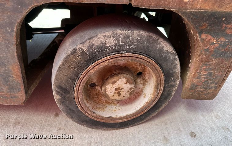 image for item DR5185 Yale GLC030UAD071  forklift